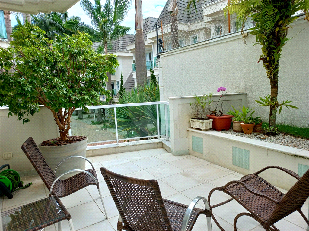 Casa Condomio Horto Florestal 3 Suites