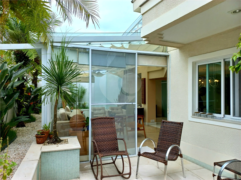 Casa Condomio Horto Florestal 3 Suites