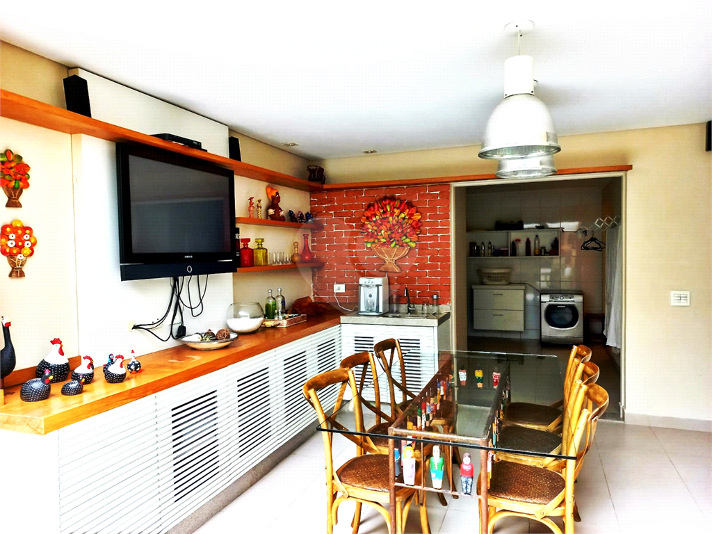 Casa Condomio Horto Florestal 3 Suites