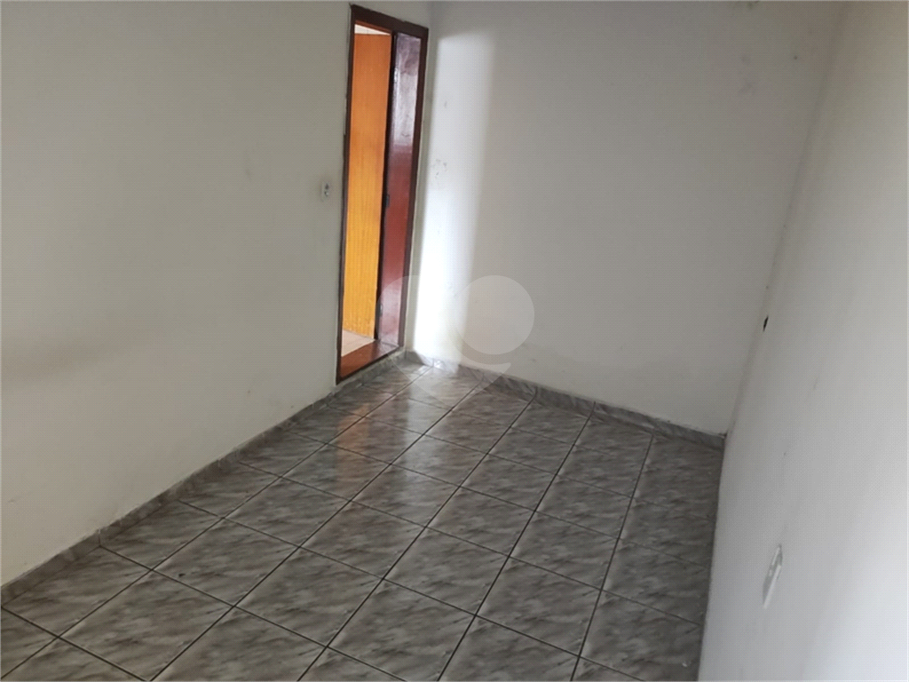 Casa à venda com 3 quartos, 79m² - Foto 16