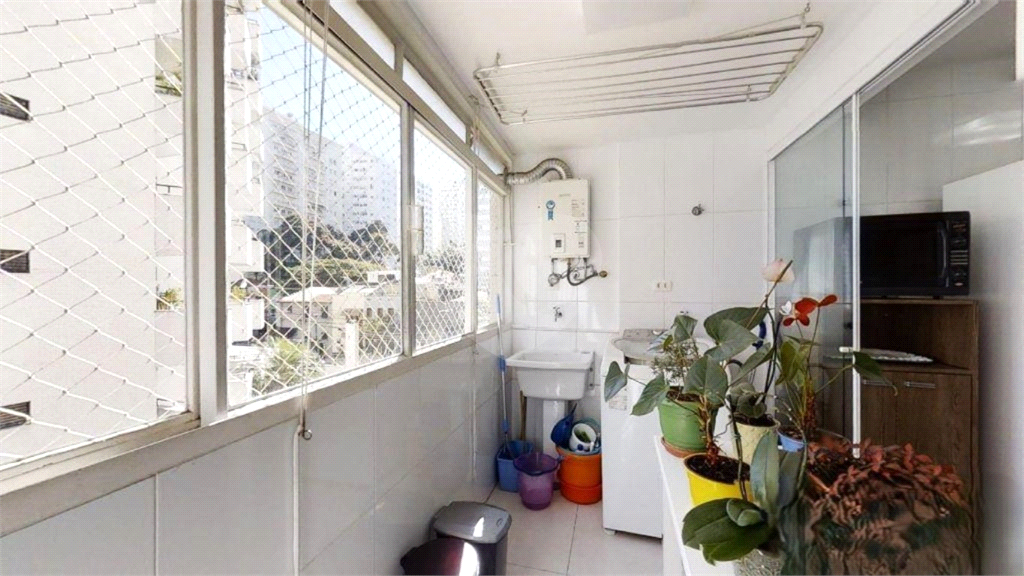 Apartamento à venda em Rua José Maria Lisboa, Jardim Paulista, com 2 quartos, 104 m²
