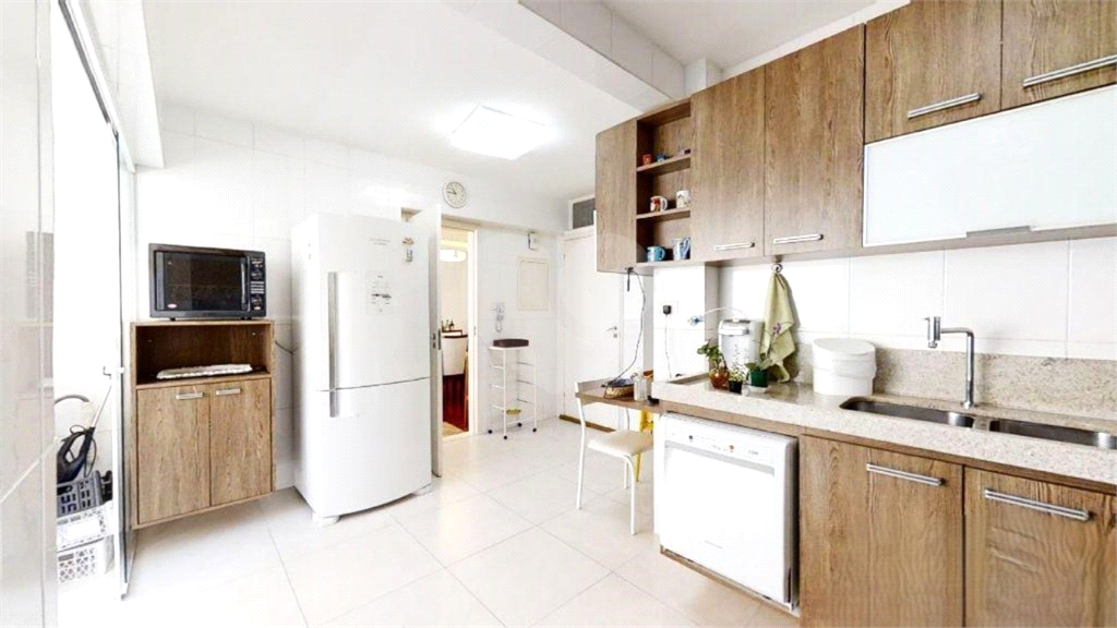 Apartamento à venda em Rua José Maria Lisboa, Jardim Paulista, com 2 quartos, 104 m²
