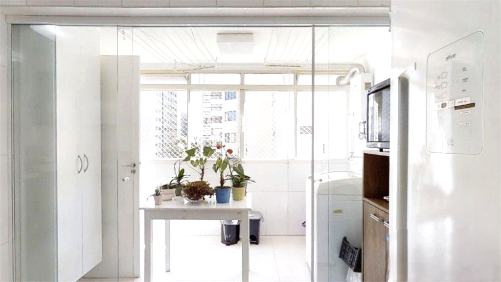 Apartamento à venda em Rua José Maria Lisboa, Jardim Paulista, com 2 quartos, 104 m²
