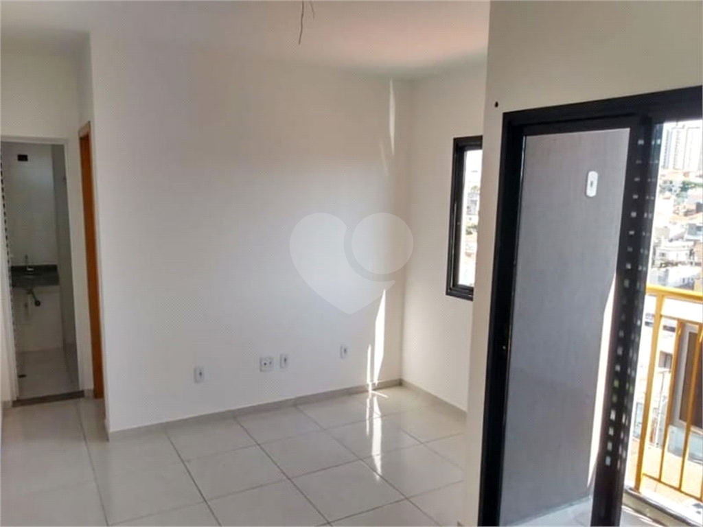 Studio em conceito aberto na Vila Carrão