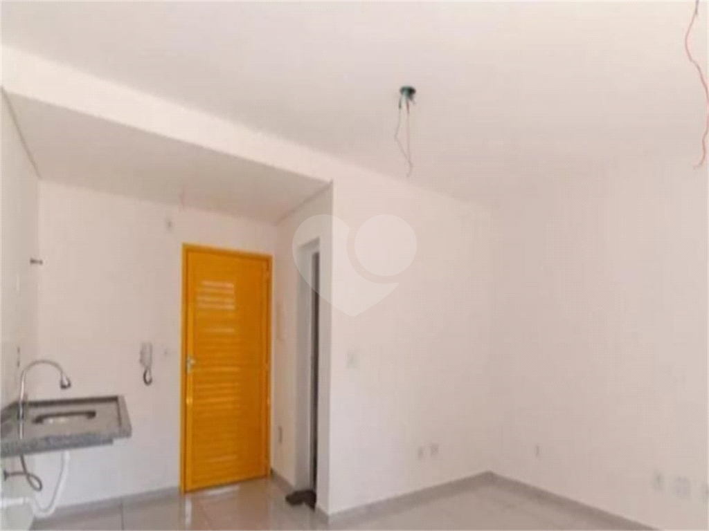 Studio em conceito aberto na Vila Carrão