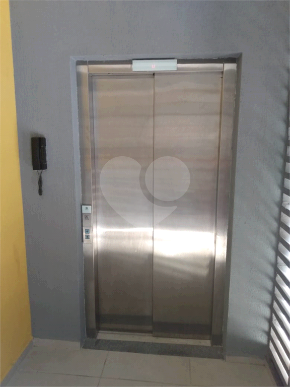 Studio em conceito aberto na Vila Carrão