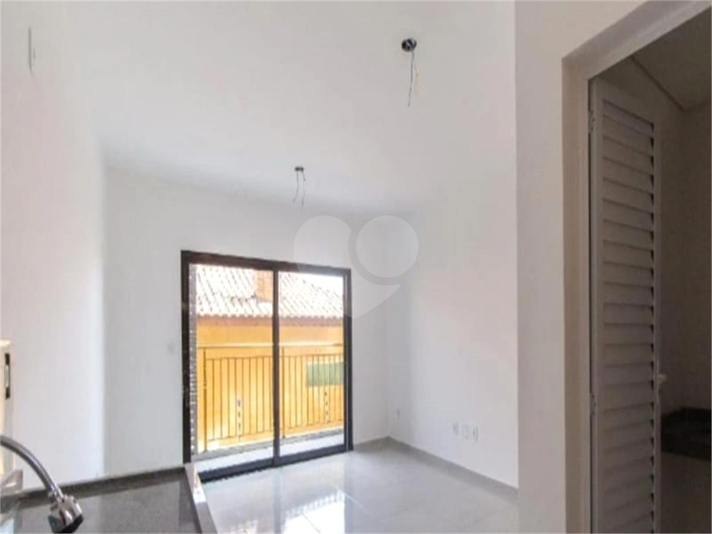 Studio em conceito aberto na Vila Carrão