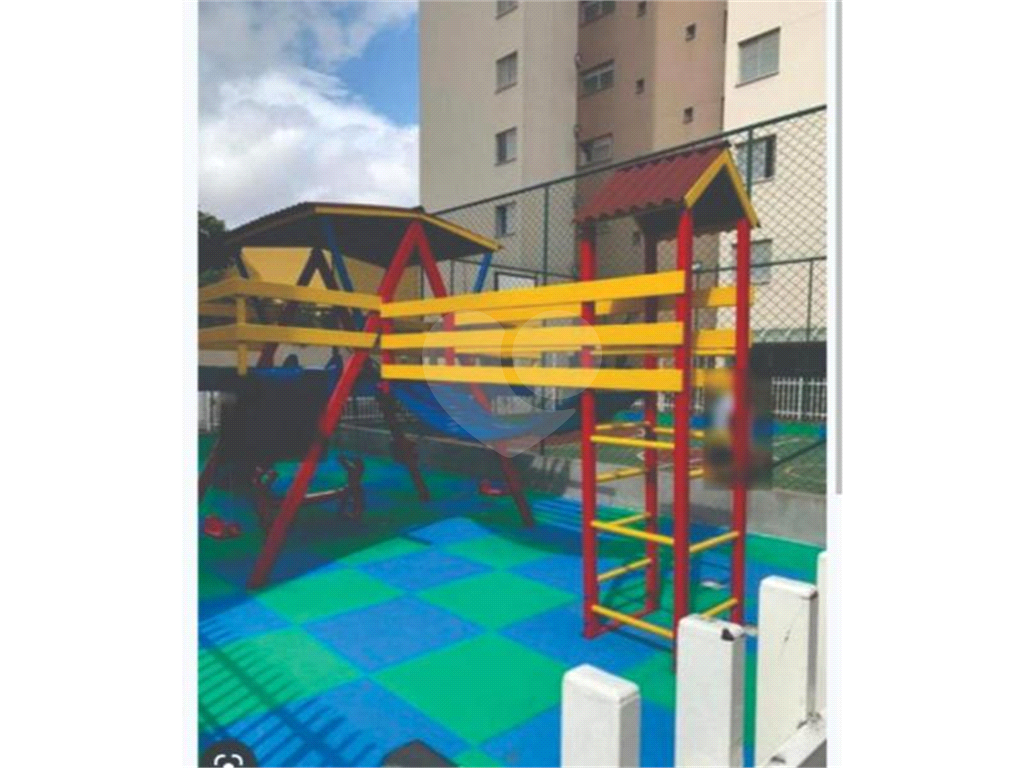 Apartamento no Bairro do Limão