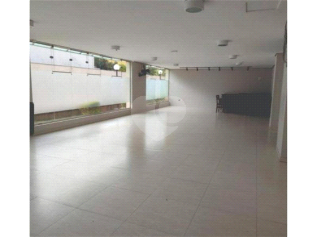 Apartamento no Bairro do Limão