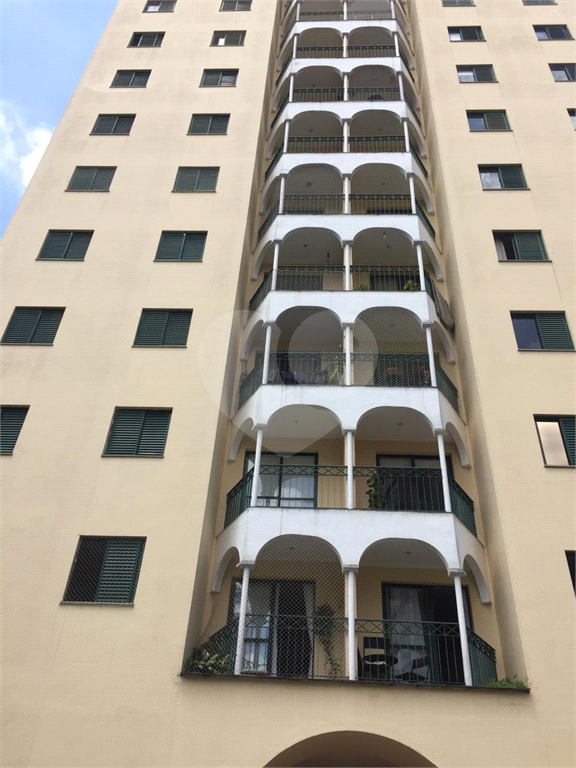 Apartamento em Vila Suzana