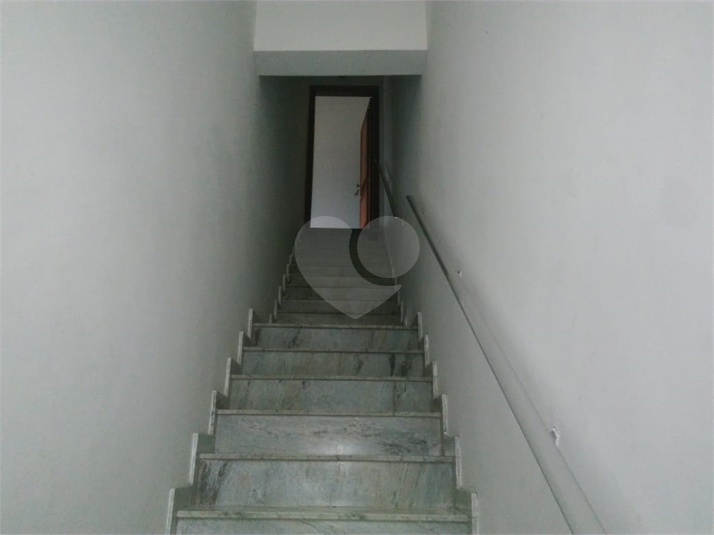 Sobrado venda ou locação HORTO com 254m2, 4 quartos, 2 sala, 2 cozinha, quintal e 3 vagas de garagem