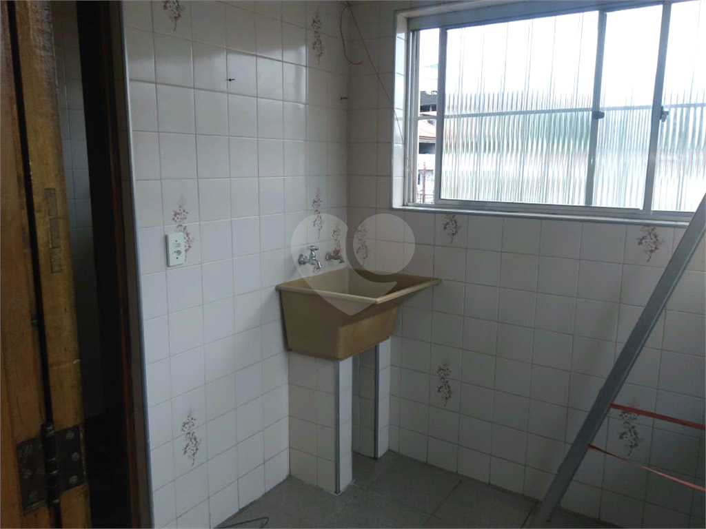 Sobrado venda ou locação HORTO com 254m2, 4 quartos, 2 sala, 2 cozinha, quintal e 3 vagas de garagem