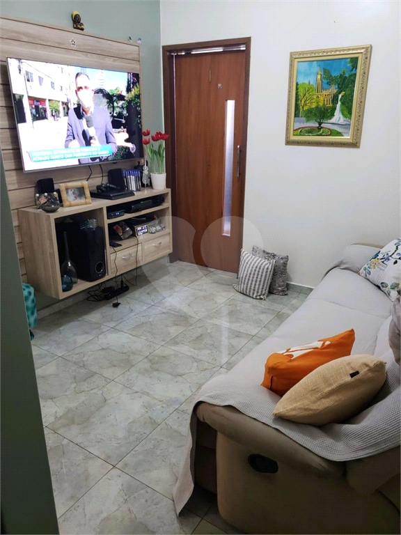 APARTAMENTO em BELA VISTA