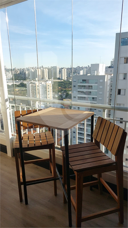 Lindo apartamento, duplex localizado no bairro Casa Verde, possuí 3 dormitórios 2 suítes.