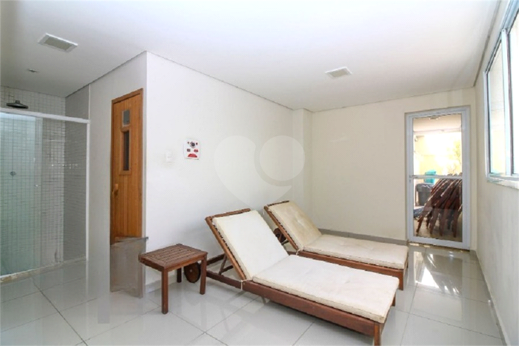 Lindo apartamento, duplex localizado no bairro Casa Verde, possuí 3 dormitórios 2 suítes.