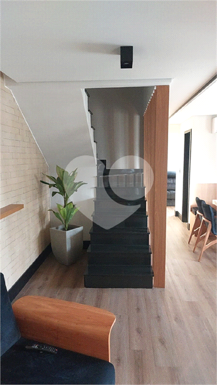 Lindo apartamento, duplex localizado no bairro Casa Verde, possuí 3 dormitórios 2 suítes.