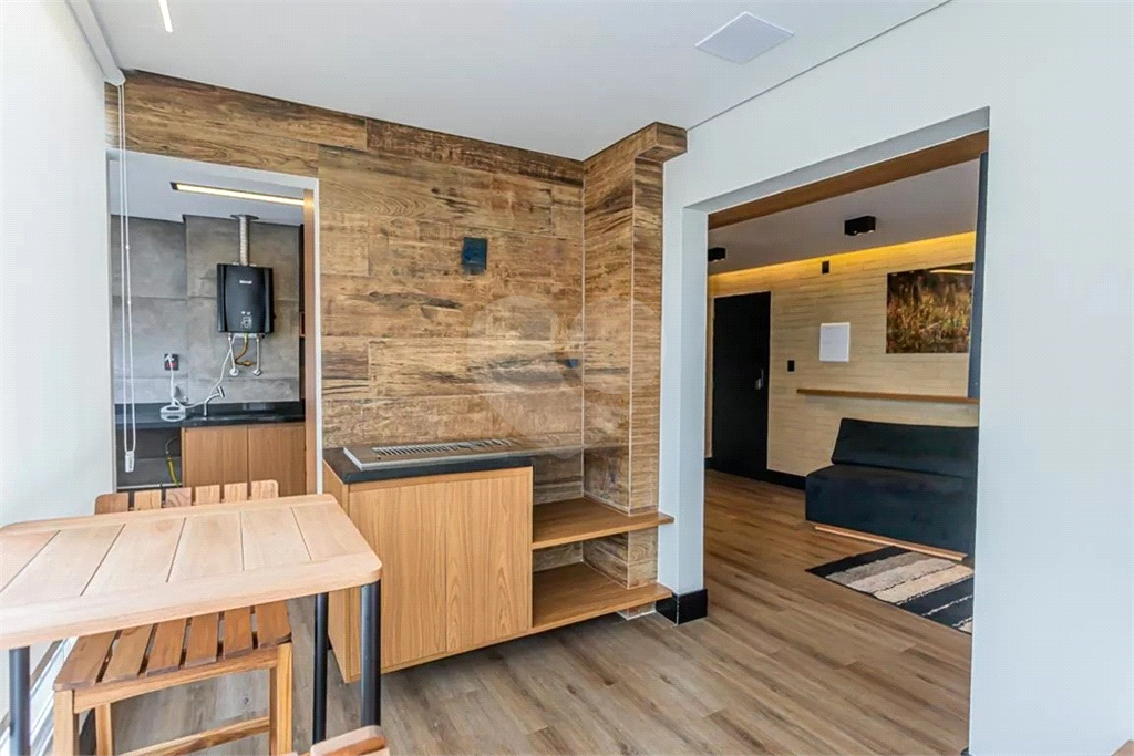 Lindo apartamento, duplex localizado no bairro Casa Verde, possuí 3 dormitórios 2 suítes.