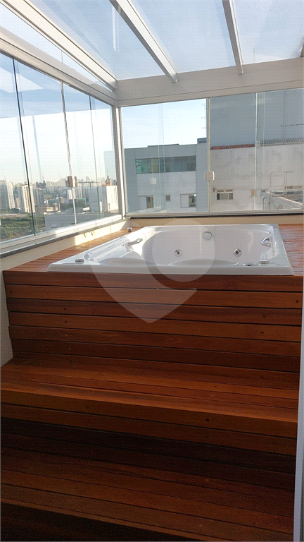Lindo apartamento, duplex localizado no bairro Casa Verde, possuí 3 dormitórios 2 suítes.