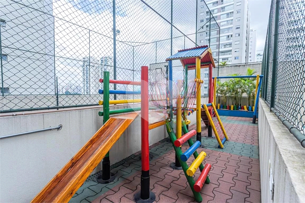Lindo apartamento, duplex localizado no bairro Casa Verde, possuí 3 dormitórios 2 suítes.