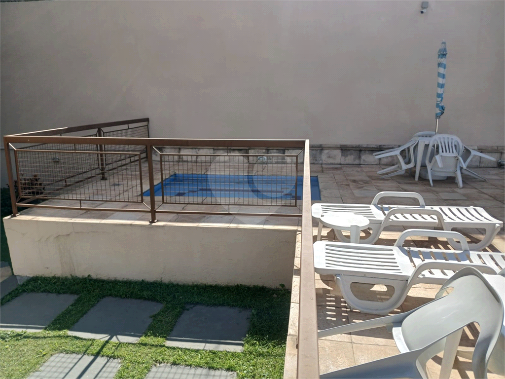 Cobertura Duplex com 150metros quadrados 03 dormitórios sendo 01 suíte e 03 vagas fixas .- Próximo ao Shopping  park Santana 
