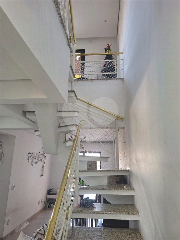 Cobertura Duplex com 150metros quadrados 03 dormitórios sendo 01 suíte e 03 vagas fixas .- Próximo ao Shopping  park Santana 
