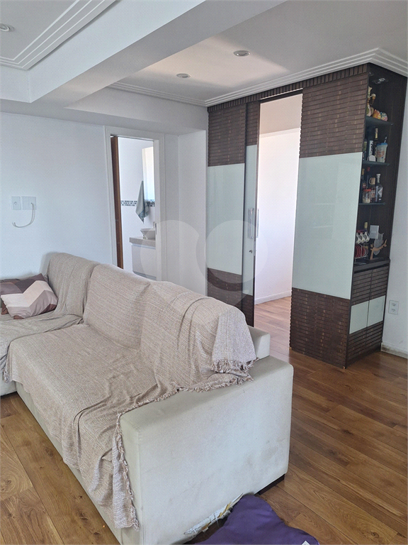 Cobertura Duplex com 150metros quadrados 03 dormitórios sendo 01 suíte e 03 vagas fixas .- Próximo ao Shopping  park Santana 