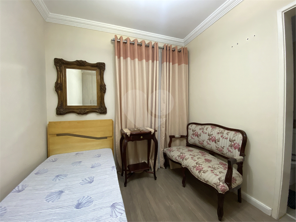 Apartamento mobiliado para venda na Parada Inglesa