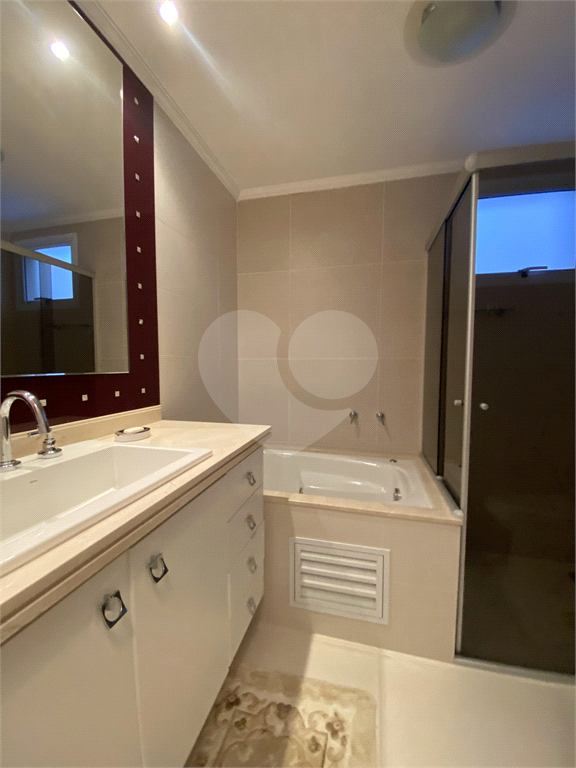 Apartamento mobiliado para venda na Parada Inglesa