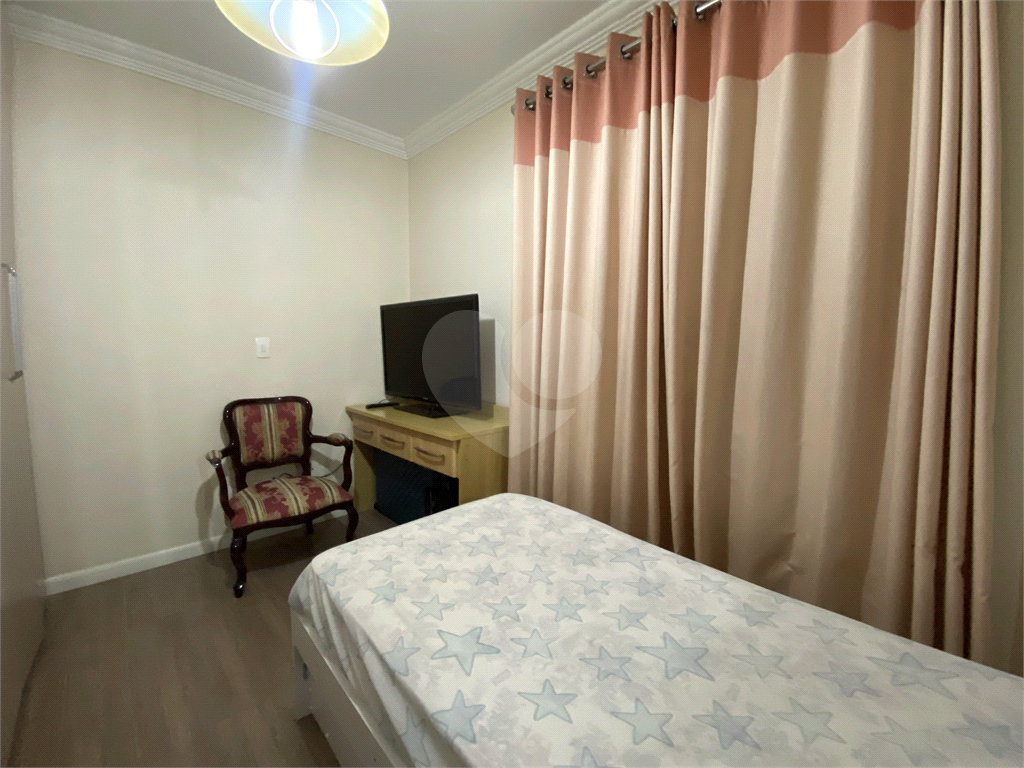 Apartamento mobiliado para venda na Parada Inglesa