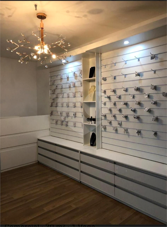 Sala Comercial decorada em Santana 