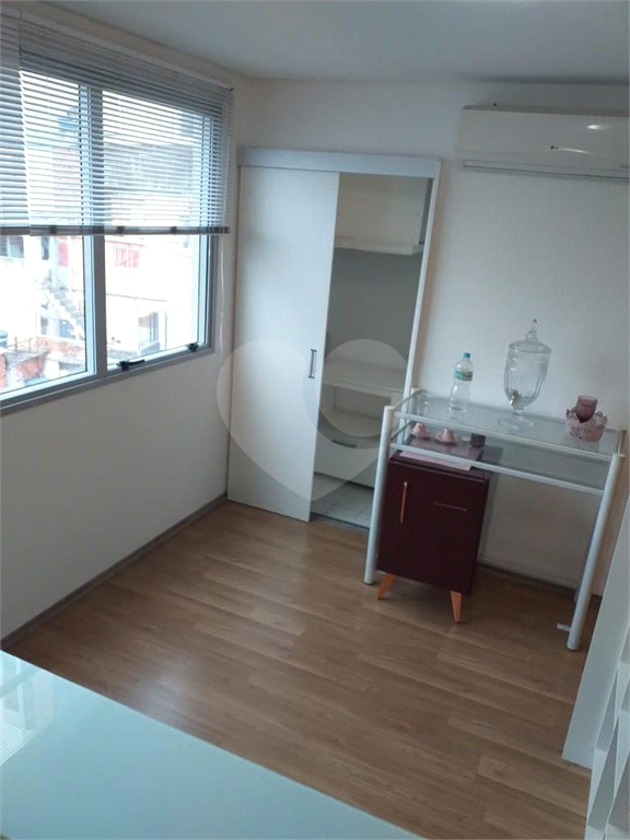 Sala Comercial decorada em Santana 