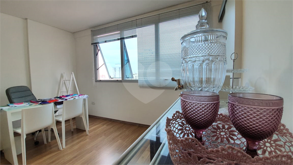 Sala Comercial decorada em Santana 