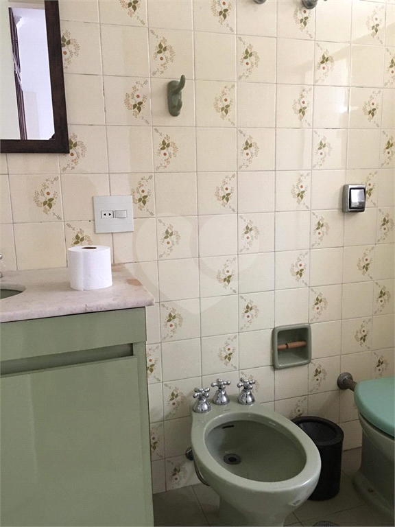 APARTAMENTO em MORUMBI