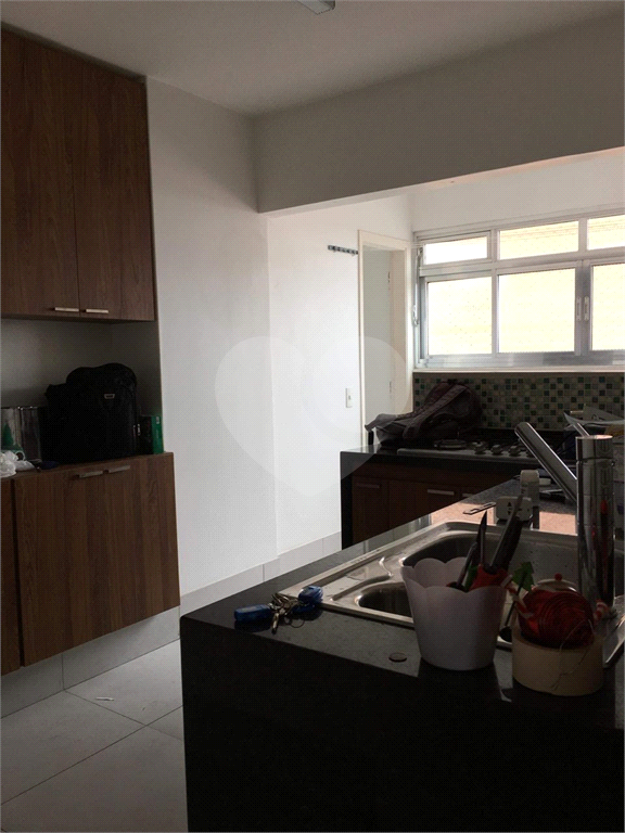 APARTAMENTO em MORUMBI