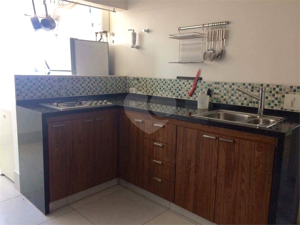 APARTAMENTO em MORUMBI