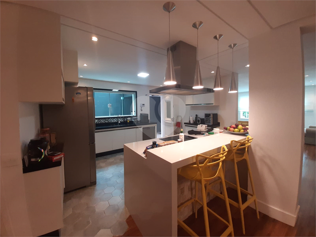 Sobrado à venda com 4 quartos, 390m² - Foto 11