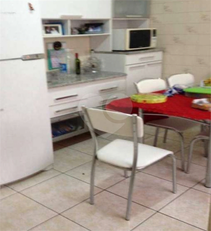 linda casa com excelente localização!!!!!!
