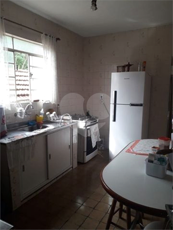 Casa 6 dormitórios para venda no bairro Tremembé 
