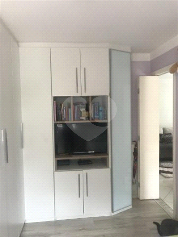APARTAMENTO em PARQUE BRISTOL