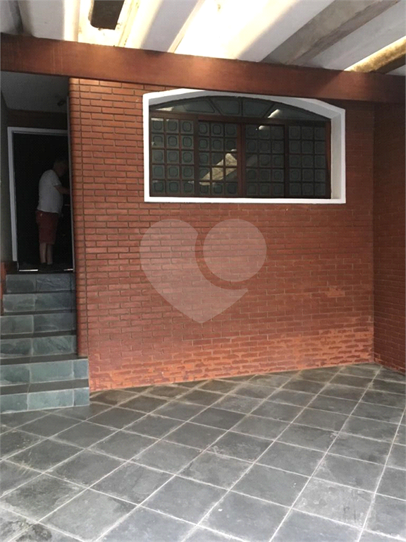 SOBRADO em PAULICÉIA