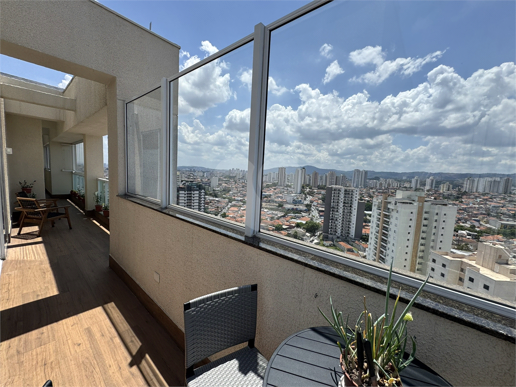 Cobertura com 109 m², com 2 dormitórios, 2 vagas na Santa Terezinha - ZN - SP