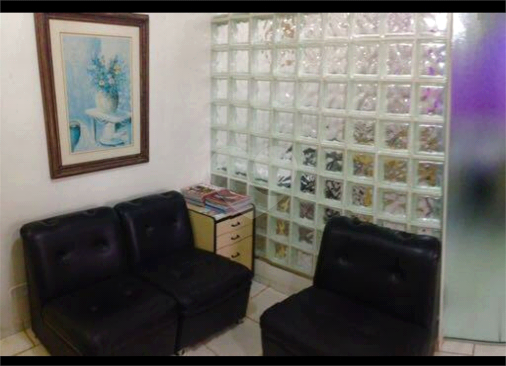 SALA COMERCIAL NA SAÚDE