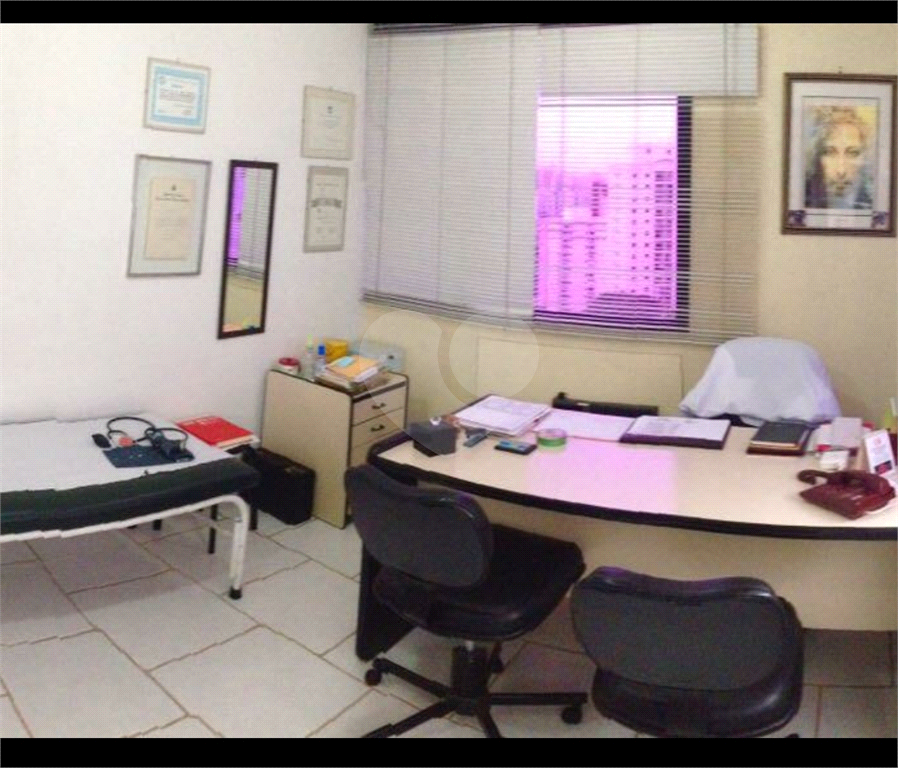 SALA COMERCIAL NA SAÚDE