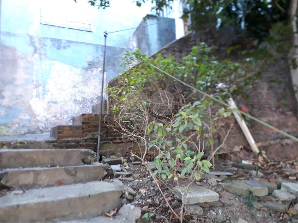 Terreno de 412 m² com 12.50 mts de frente declive.