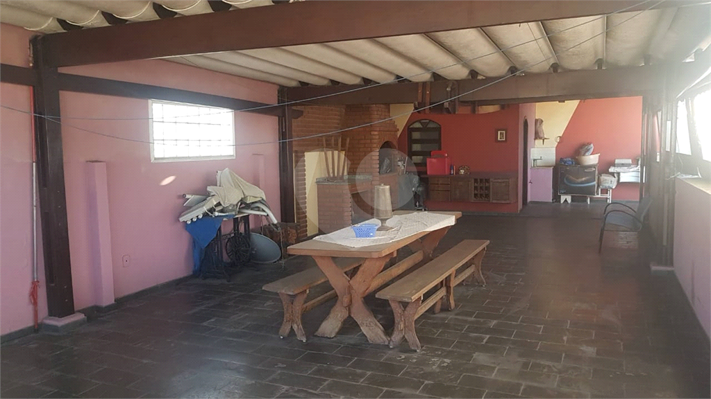 Sobrado impecável para venda 