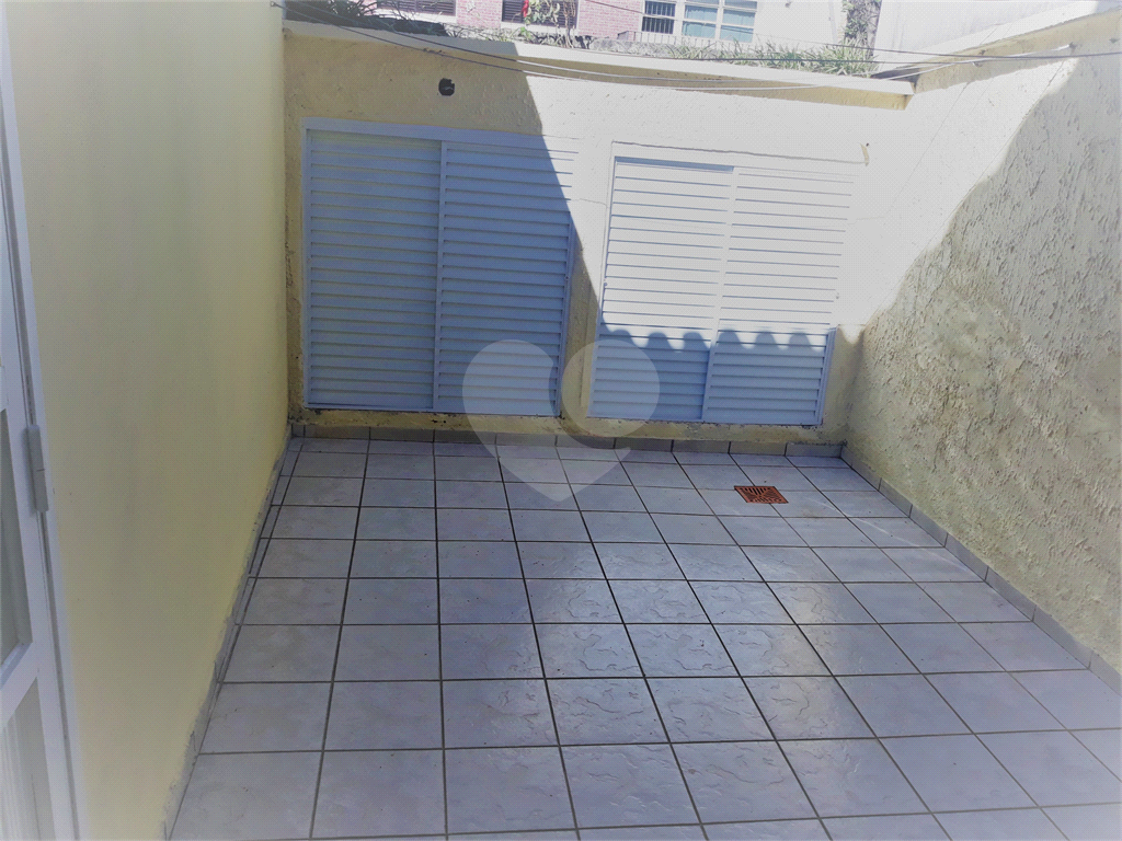 SOBRADO MARAVILHOSO NAS PALMAS DO TREMEMBÉ COM 3 SUITES COM ARMÁRIOS EMBUTIDOS, PISCINA, LAREIRA 