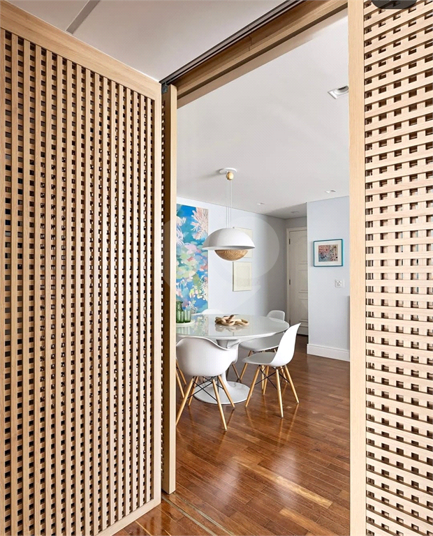 Apartamento reformado de 96m² no coração do Jardins!