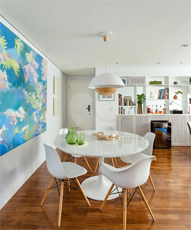 Apartamento reformado de 96m² no coração do Jardins!