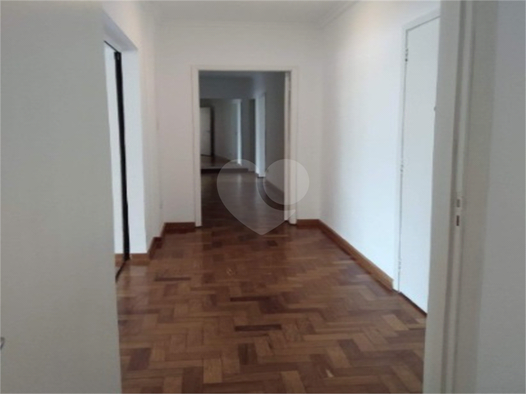 APARTAMENTO em BELA VISTA