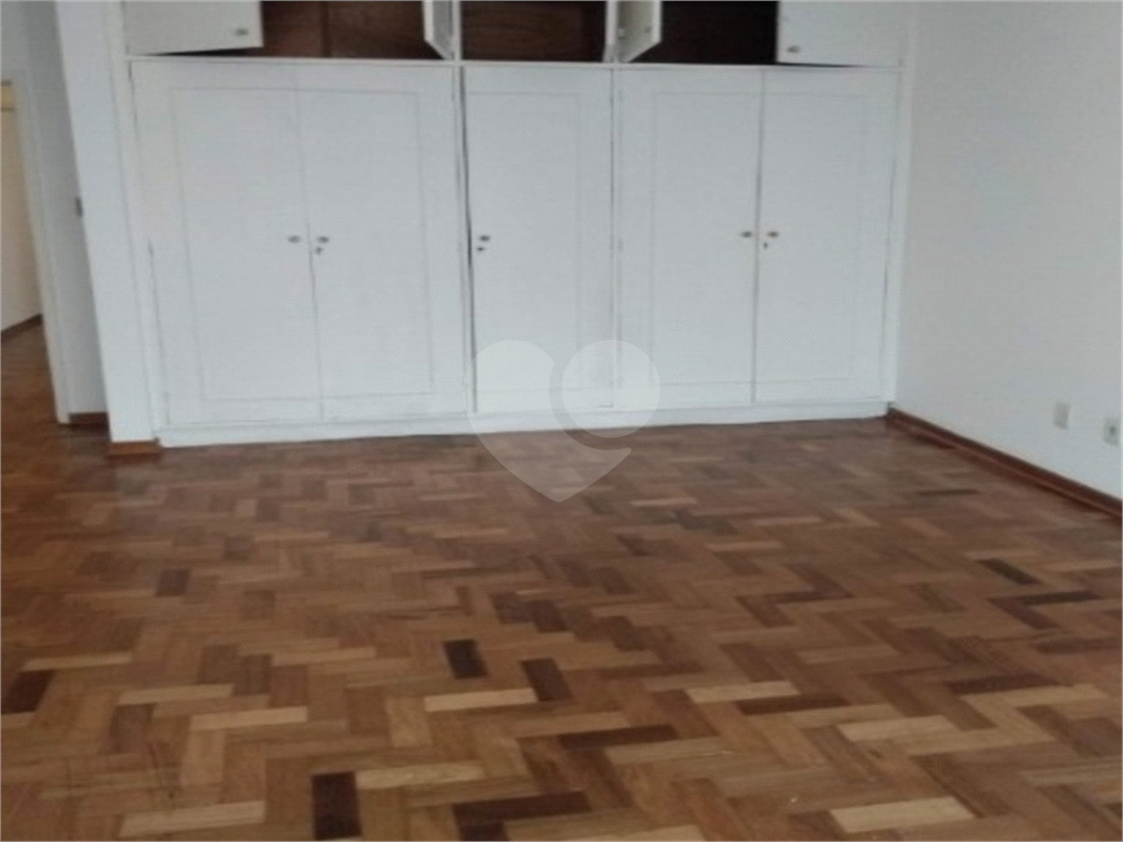 APARTAMENTO em BELA VISTA